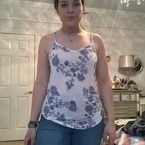 Floral Design V-neck Spaghetti Strap